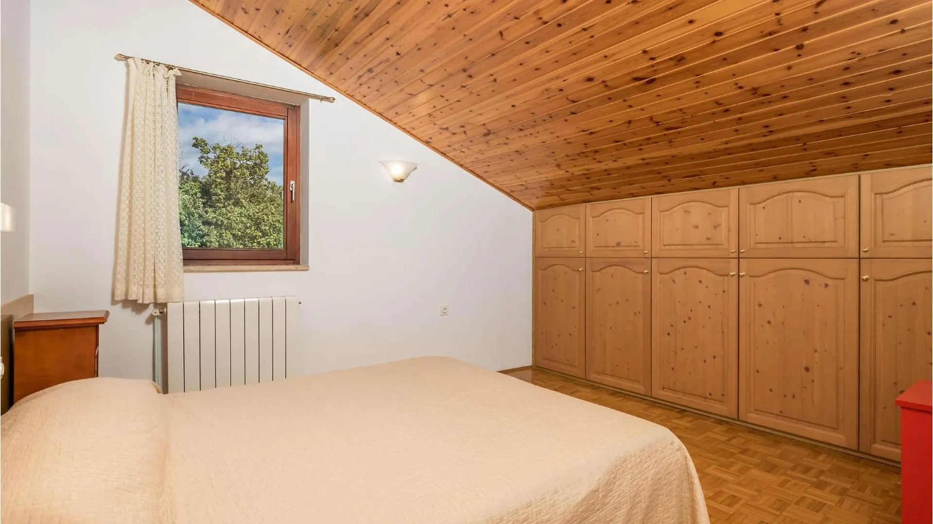 2 Bedroom Gorgeous Apartment In Lovran Croatia