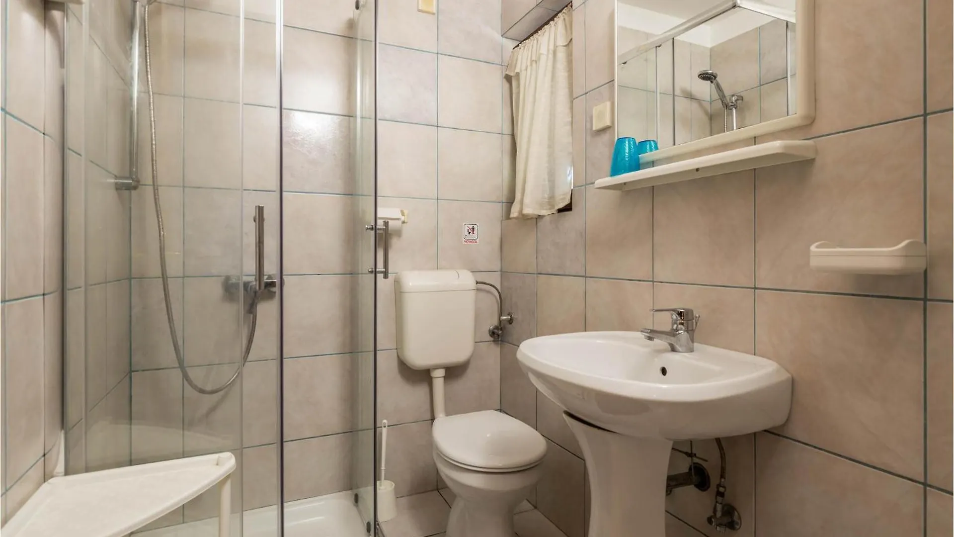 2 Bedroom Gorgeous Apartment In Lovran
