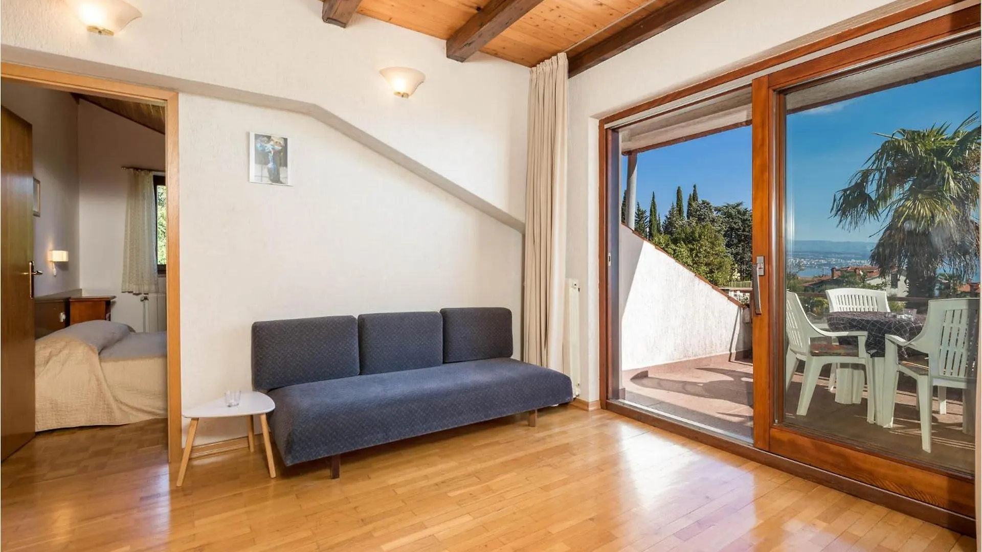 2 Bedroom Gorgeous Apartment In Lovran Croatia