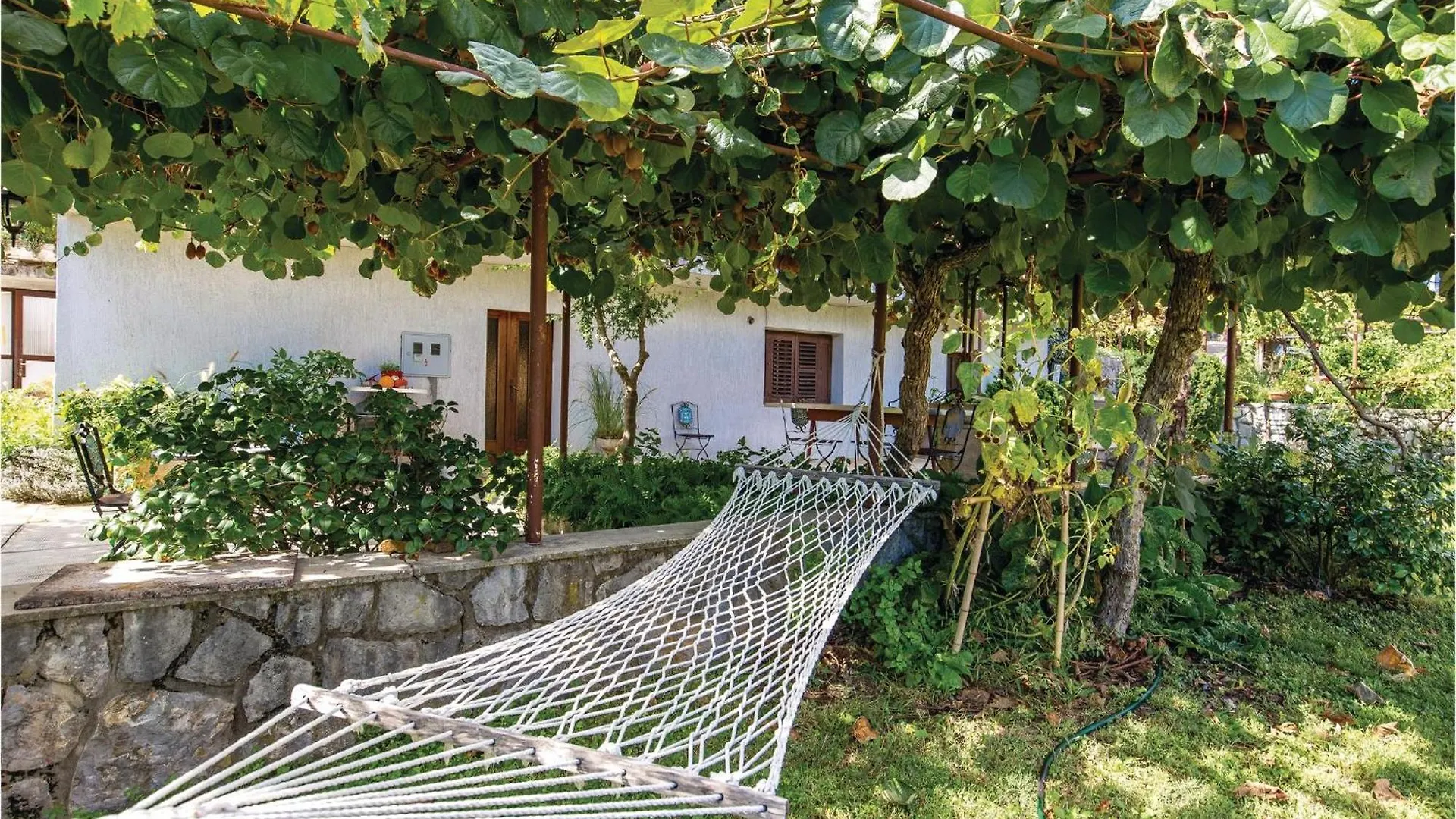 2 Bedroom Gorgeous Apartment In Lovran Croatia