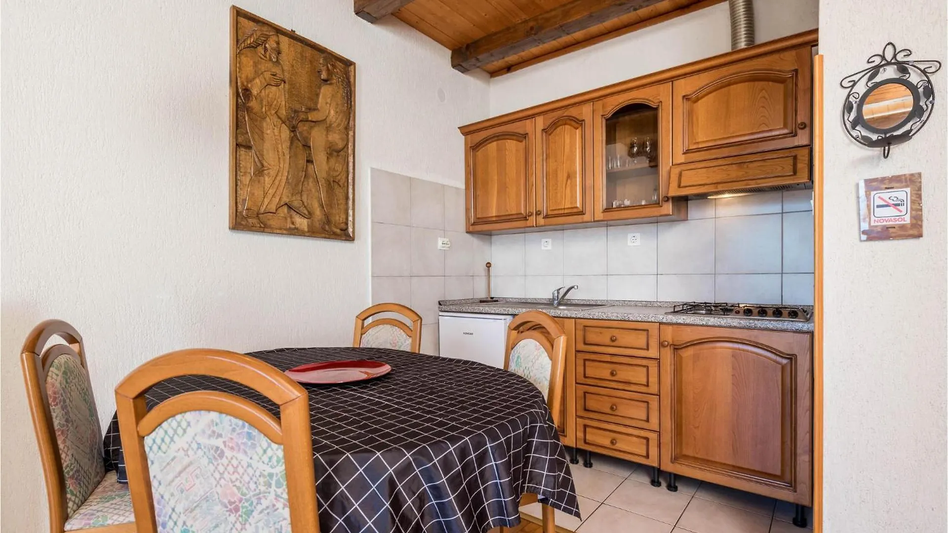 2 Bedroom Gorgeous Apartment In Lovran Croatia
