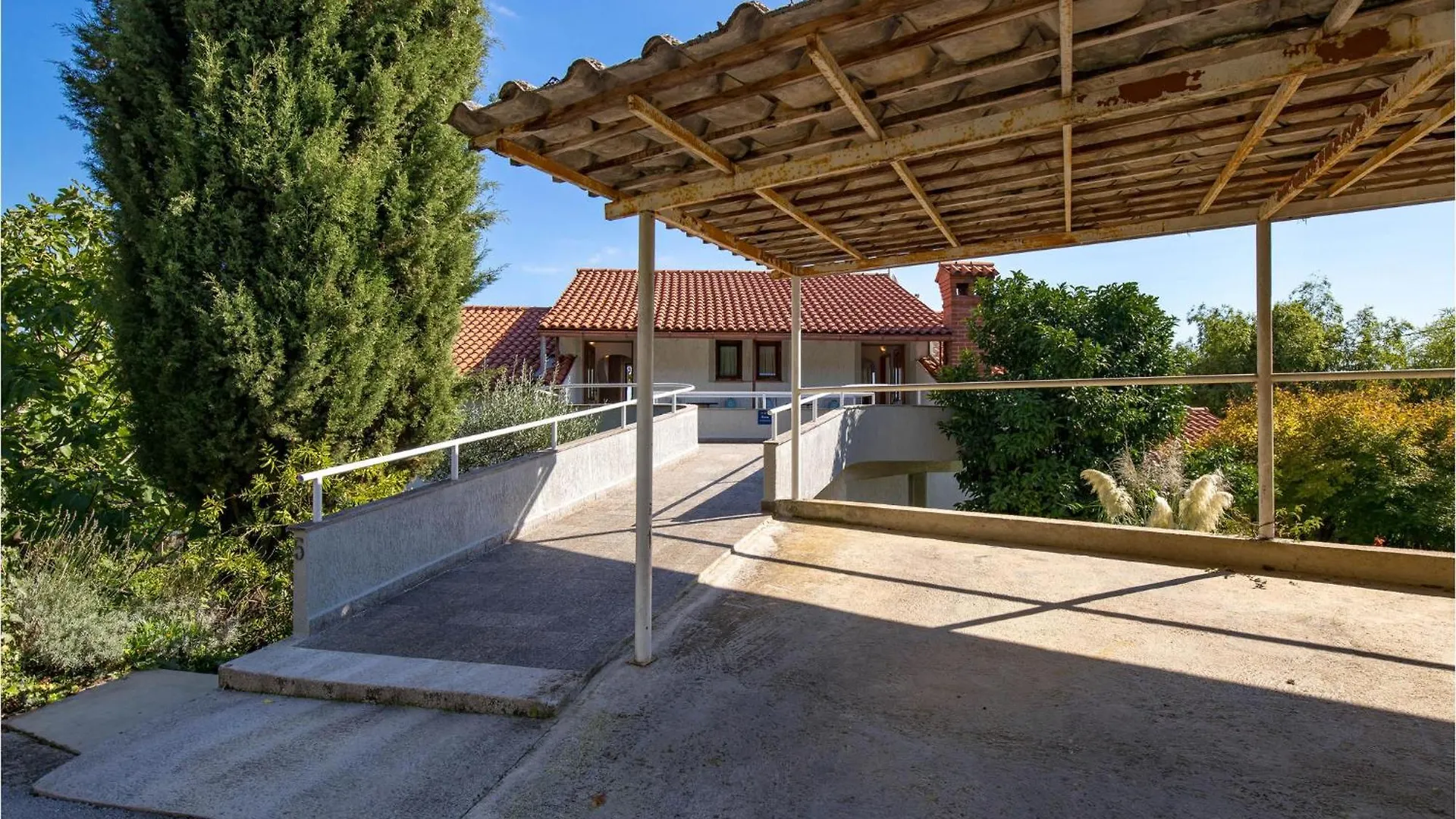 2 Bedroom Gorgeous Apartment In Lovran